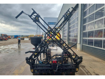 Leasing of Toro Multi Pro 1750  Toro Multi Pro 1750: picture 4 Leasing of Toro Multi Pro 1750  Toro Multi Pro 1750: picture 4