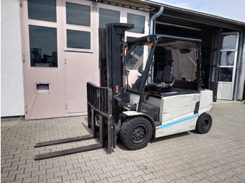 Electric forklift HYUNDAI