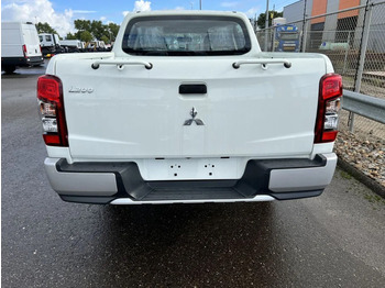 Pickup truck, Combi van Mitsubishi L200 4x4 - 11 UNITS in WHITE 2.5 D GL Double Cab - EURO 2 - NEW!! Ready for work!!!**: picture 4