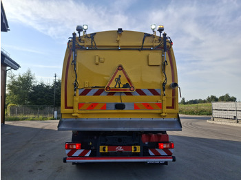 Leasing of VOLVO FMX 420 Zamiatarka Kehrmaschine Euro 6 PM2.5 BROCK VS 7 TECH Karcher L/R 2145 Mth 2021r VOLVO FMX 420 Zamiatarka Kehrmaschine Euro 6 PM2.5 BROCK VS 7 TECH Karcher L/R 2145 Mth 2021r: picture 5 Leasing of VOLVO FMX 420 Zamiatarka Kehrmaschine Euro 6 PM2.5 BROCK VS 7 TECH Karcher L/R 2145 Mth 2021r VOLVO FMX 420 Zamiatarka Kehrmaschine Euro 6 PM2.5 BROCK VS 7 TECH Karcher L/R 2145 Mth 2021r: picture 5