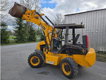 Wheel loader JCB 2CX: picture 3