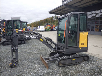 Mini excavator VOLVO EC18E