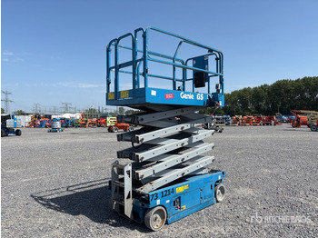 Scissor lift GENIE