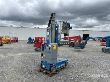 Vertical mast lift GENIE