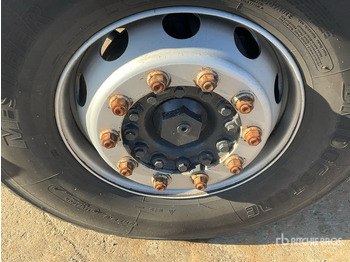 Dropside/ Flatbed truck, Crane truck 2017 Iveco AD260T 2017 Palfinger on 6x4 Flatbed Truck with Crane: picture 4 Dropside/ Flatbed truck, Crane truck 2017 Iveco AD260T 2017 Palfinger on 6x4 Flatbed Truck with Crane: picture 4