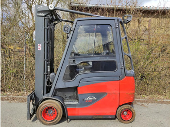 Electric forklift LINDE E