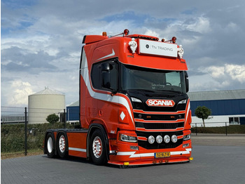 Tractor unit SCANIA R 500