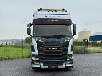 Tractor unit Scania R520 V8 NGS 6 BALLOONS, FULL AIR, RETARDER, 2X TANK, SHOW, FULL SPOILER.: picture 2