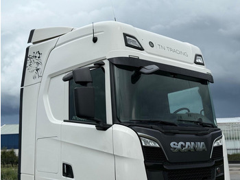 Tractor unit Scania R520A6X2/4NB 6X2/4, LEATHER, RETARDER, 2X TANK, TOP.: picture 3
