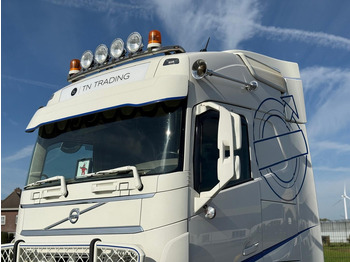 Tractor unit Volvo FH 13.460 SHOWSTAAT, HYDRAULIEK, COMPRESSOR, ADR, I-PARK COOL, INTERIEUR.: picture 4