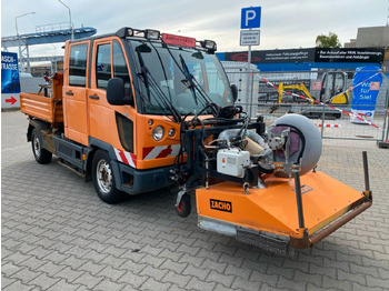Tipper van