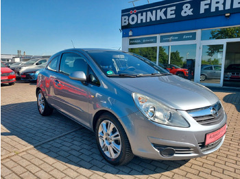 Car OPEL