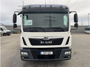 Box van MAN TGL 8.190 4x2 BL Koffer/LBW/PALFINGER/AC/EU6d: picture 2 Box van MAN TGL 8.190 4x2 BL Koffer/LBW/PALFINGER/AC/EU6d: picture 2