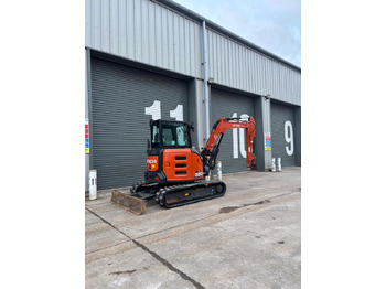 Mini excavator Hitachi ZX55U-6 CLR: picture 5