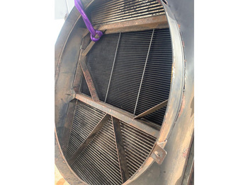 Radiator Liebherr A932: picture 3