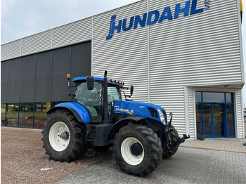Farm tractor NEW HOLLAND T7.270