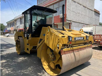 Road roller Caterpillar CB564D Double Drum Road Roller 7 Ton Weight With Core Components Engine and Bearing Essential Road Machinery: picture 3