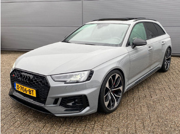 Car AUDI