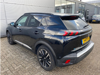 SUV Peugeot e-2008 EV GT Première 1 fase 50 kWh | 2020 | 121.940 km | Automaat | J471TF | NAP: Logisch: picture 3 SUV Peugeot e-2008 EV GT Première 1 fase 50 kWh | 2020 | 121.940 km | Automaat | J471TF | NAP: Logisch: picture 3