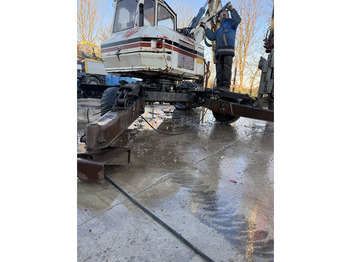 Walking excavator KAISER