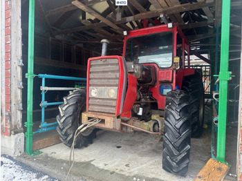 Farm tractor MASSEY FERGUSON 1000 series