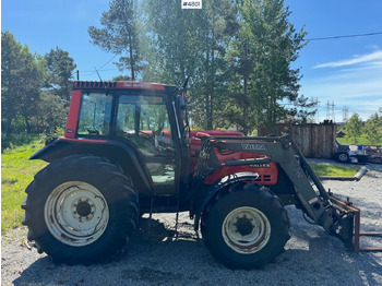 Farm tractor 2002 Valtra 6300 4x4 w/ front loader: picture 4