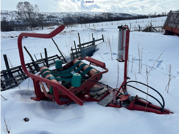 Hay and forage equipment 2004 Taarup 7420 Round bale wrapper: picture 4 Hay and forage equipment 2004 Taarup 7420 Round bale wrapper: picture 4