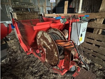 Hay and forage equipment