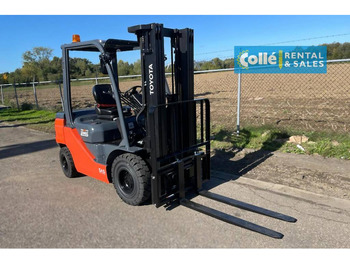 Diesel forklift TOYOTA FDF 25