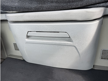 Cab and interior FORD