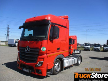 Tractor unit MERCEDES-BENZ Actros 1845