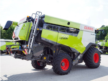Combine harvester Claas Lexion 7500 + V930: picture 3