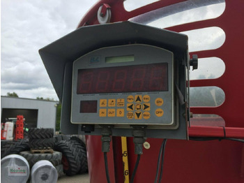 Forage mixer wagon BVL V Mix 13-2S: picture 4