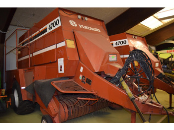 Square baler HESSTON