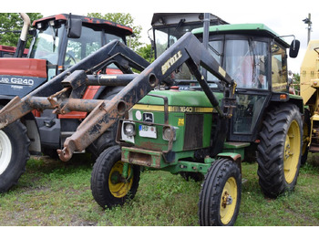Farm tractor JOHN DEERE 1640