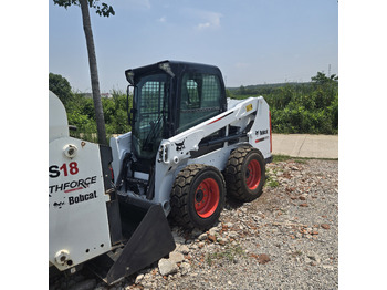 Skid steer loader BOBCAT S550: picture 4