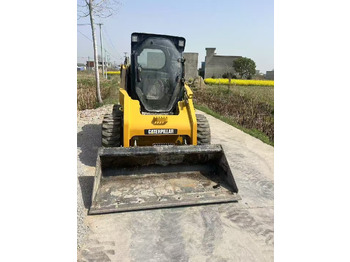 Skid steer loader CATERPILLAR 246C: picture 2 Skid steer loader CATERPILLAR 246C: picture 2