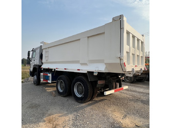 Box truck SINOTRUK HOWO