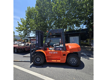 Diesel forklift TOYOTA