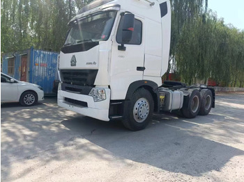 Tractor unit SINOTRUK HOWO A7: picture 3