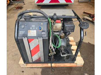 Pressure washer