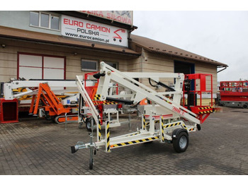 Trailer mounted boom lift