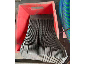 Self-loading wagon Bergmann Silagemes messenset B02-1011 Carex, Shuttle, Royal, Repex weidebouwmachines: picture 2 Self-loading wagon Bergmann Silagemes messenset B02-1011 Carex, Shuttle, Royal, Repex weidebouwmachines: picture 2