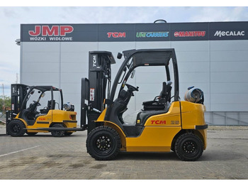 LPG forklift TCM FGE25-E2 UNUSED TRIPLEX 4700mm: picture 4