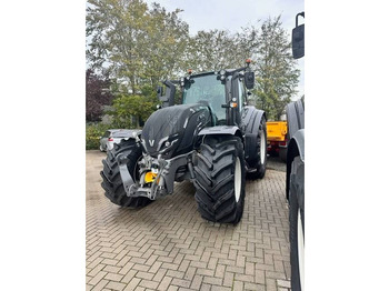 Farm tractor VALTRA T-series