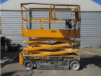 Scissor lift HAULOTTE Compact 8