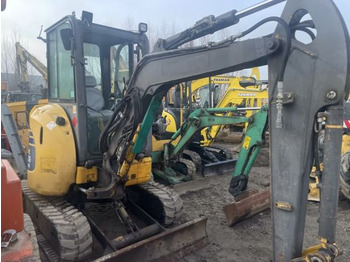 Mini excavator Komatsu PC26MR-3: picture 5