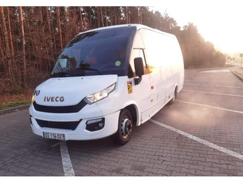 Coach IVECO Rapido