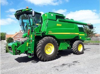 Combine harvester JOHN DEERE T660