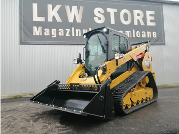 Compact track loader BOBCAT